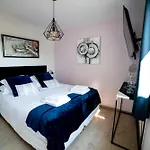 La Maison De Jade & Nyaraló