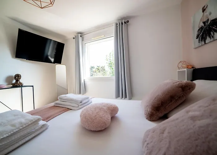 La Maison De Jade & Prázdninový dům