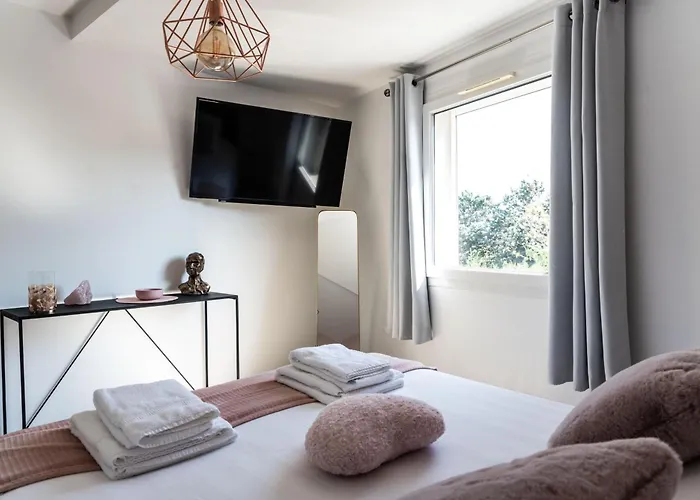La Maison De Jade & Prázdninový dům *