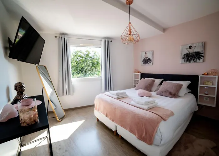Prázdninový dům La Maison De Jade & La Roche-de-Glun