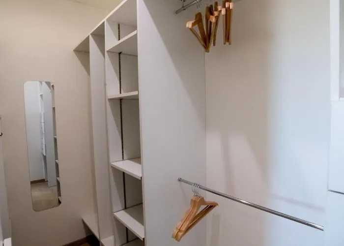 La Maison De Jade &