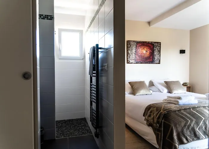 La Maison De Jade & Prázdninový dům *