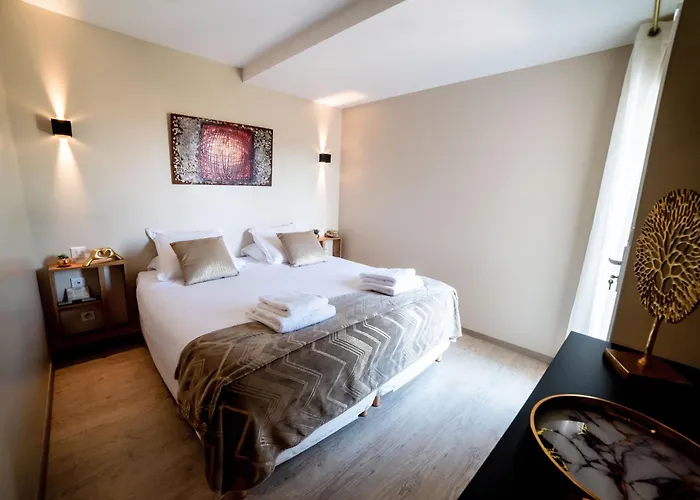 La Maison De Jade & Prázdninový dům La Roche-de-Glun